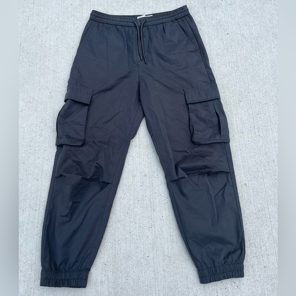 Zara Charcoal Nylon Cargo Pants. Size S - Picture 1 of 2